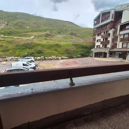 4 Pers. - Aux Pieds Avec Balcon *
